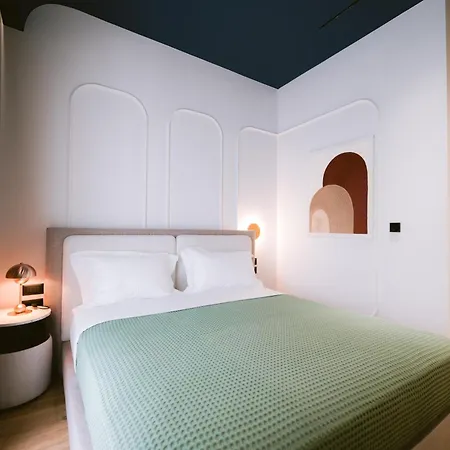 Noemie 4* Himare