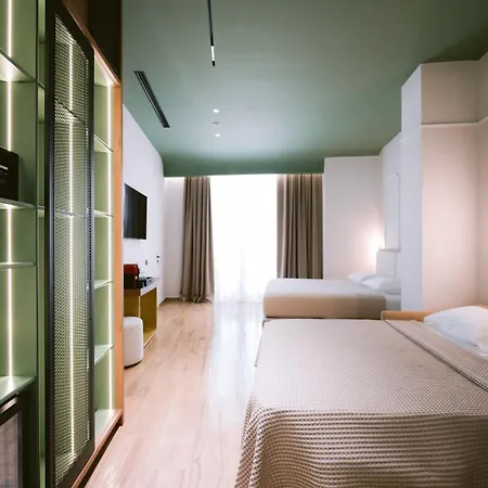 Noemie Hotel Himare
