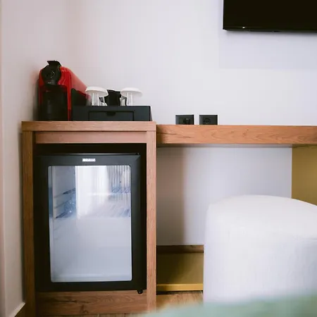 Noemie Hotel