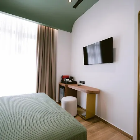 Noemie Hotel Himare
