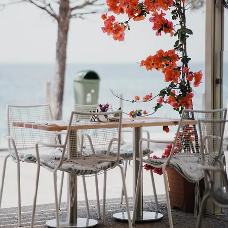 Hotel Noemie Himare